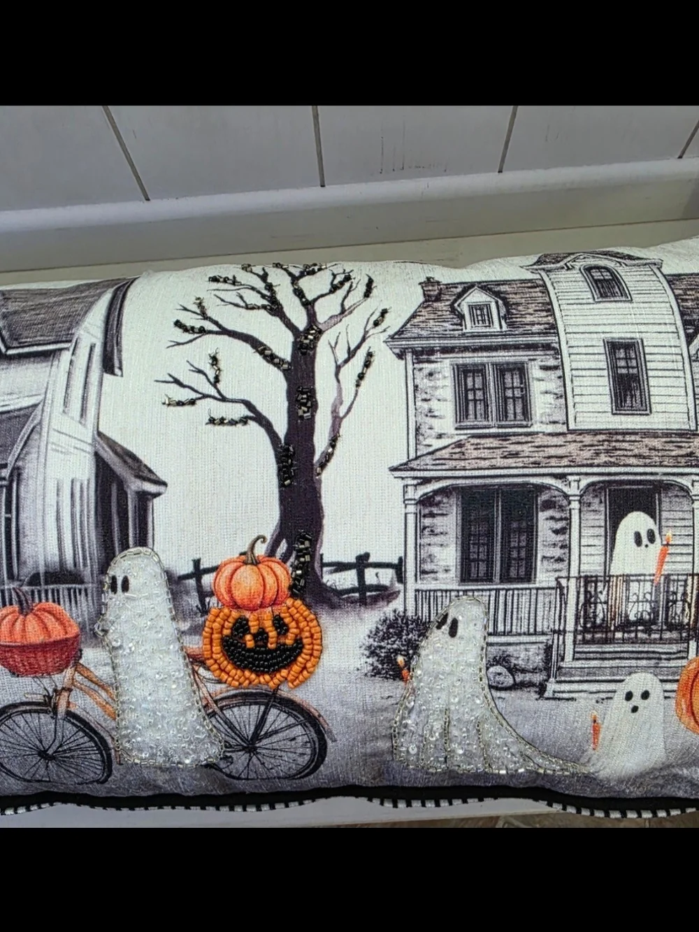 ♥️New! Halloween Haunted House & Ghosts Pillow Beaded Pumpkins Striped Back.